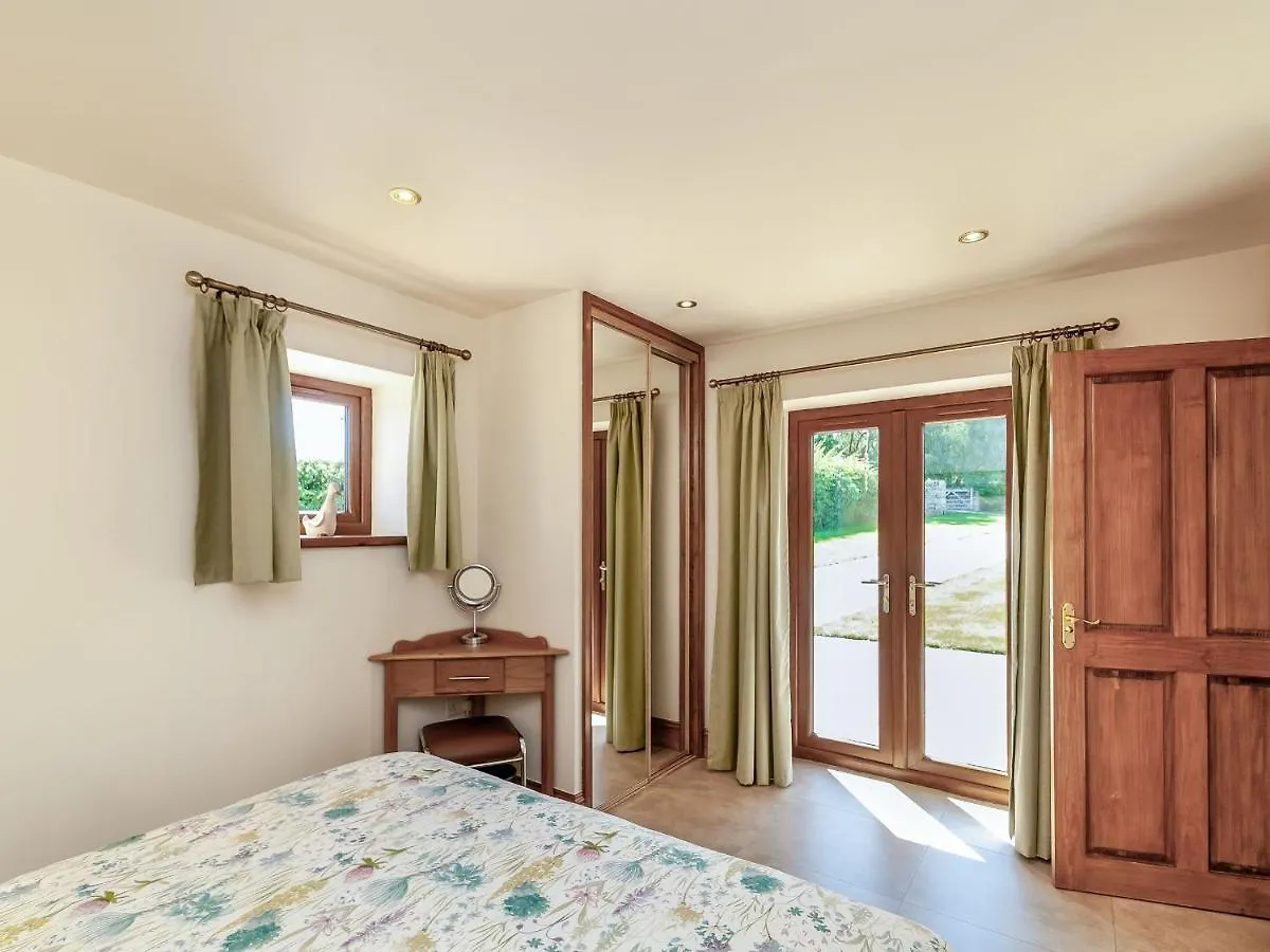 Routster Cottage Giggleswick 0*,