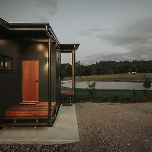 https://sixty6-acres-sunshine-coast-farmstay.queenslandhotels.net