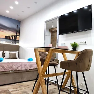 https://bacvice-room-studio.splithotels.org